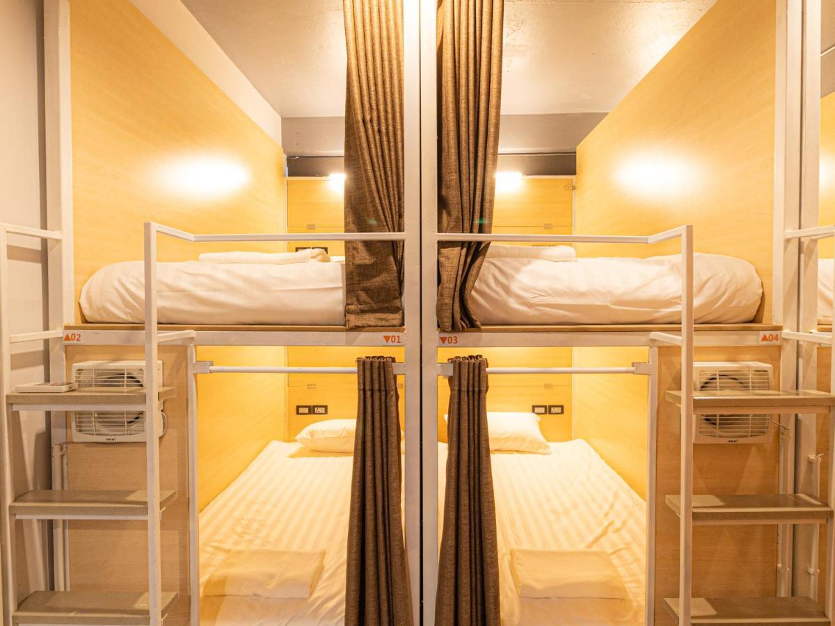 Khao San Social Capsule Hostel Bangkok Dış mekan fotoğraf