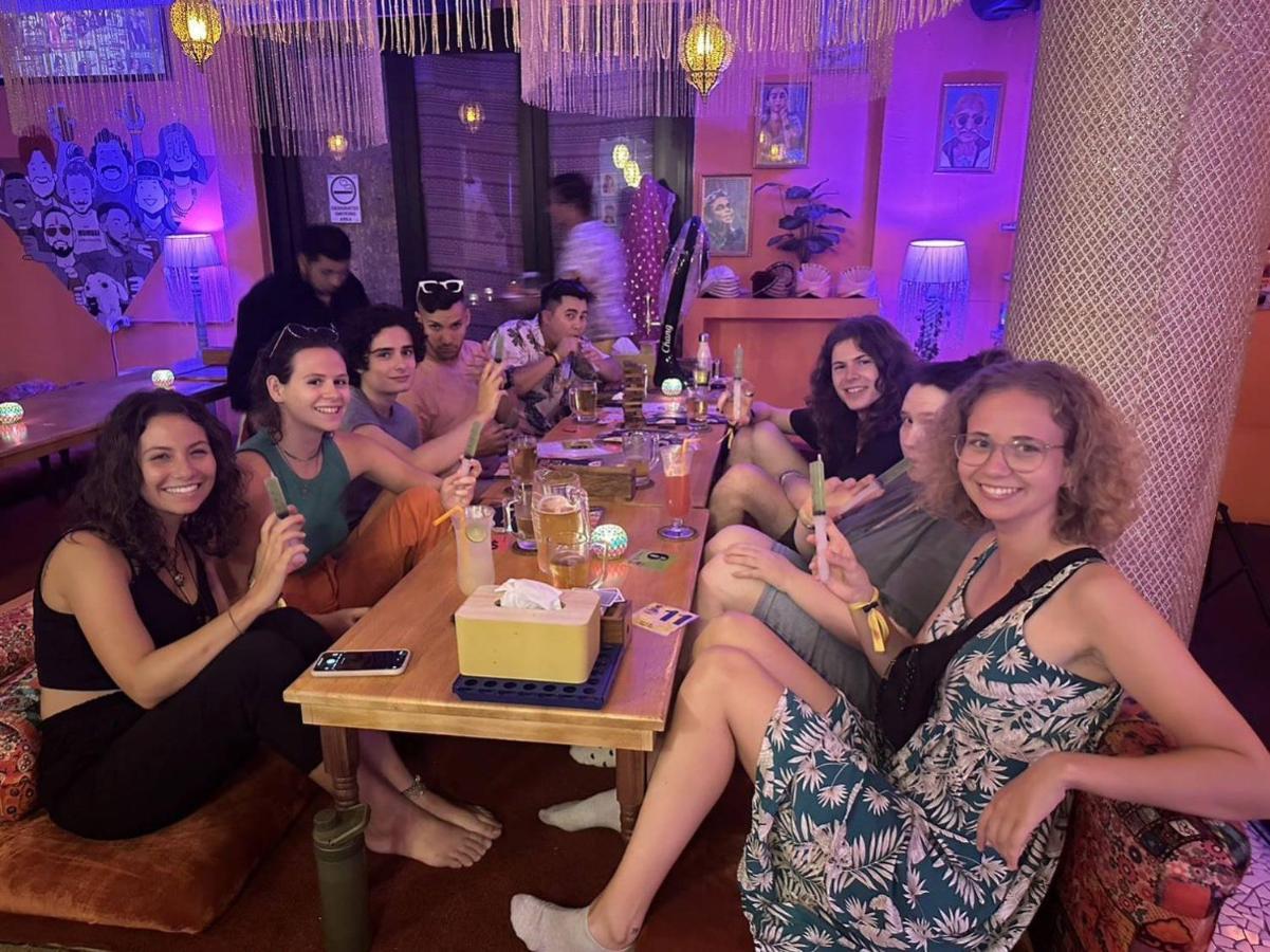 Khao San Social Capsule Hostel Bangkok Dış mekan fotoğraf